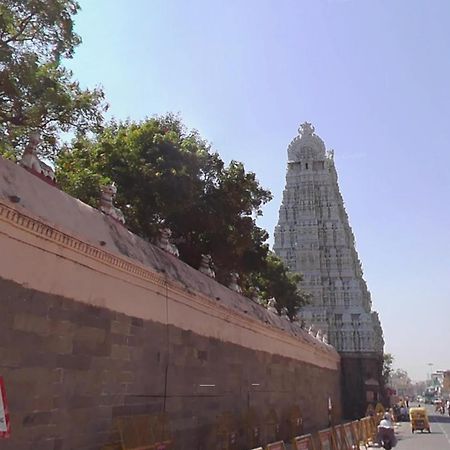 Saptagiri House 호텔 Tiruvannāmalai 외부 사진